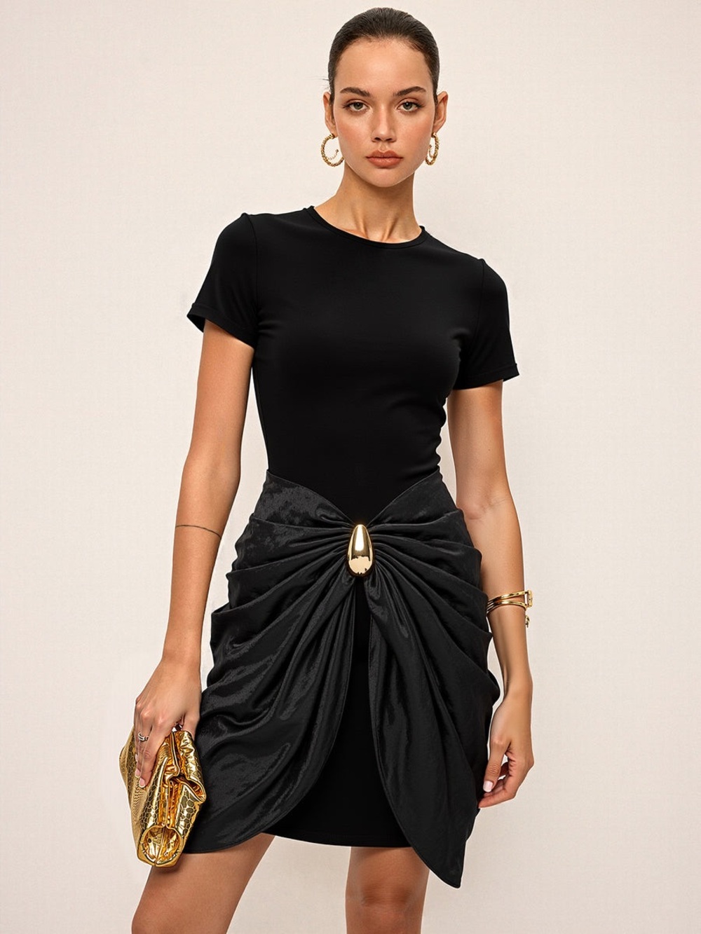COMMENSE Short Sleeve Ruched Metal Buckle Dress